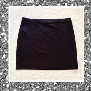 NBW- Black Mini Skirt
